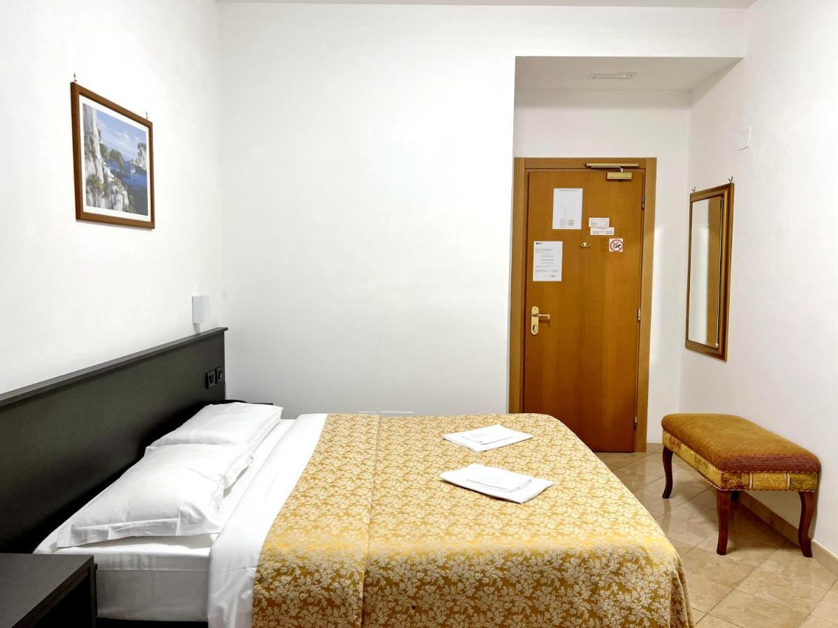 Hotel Domus Termini Roma Exterior foto
